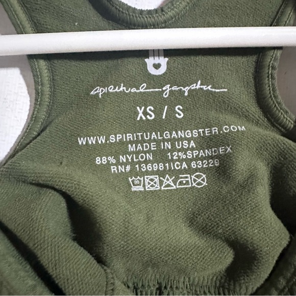 Spiritual Gangster Amor Green Ribbed Lettuce Edge Crop Tank Top Size XS/S NWOT - Picture 4 of 4